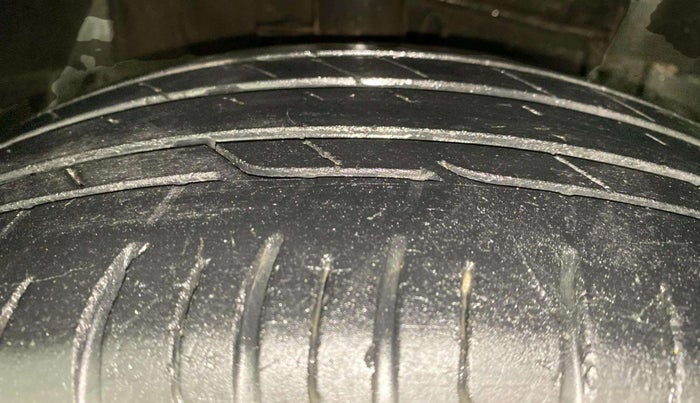2020 Tata NEXON XZ PETROL, Petrol, Manual, 58,449 km, Right Front Tyre Tread