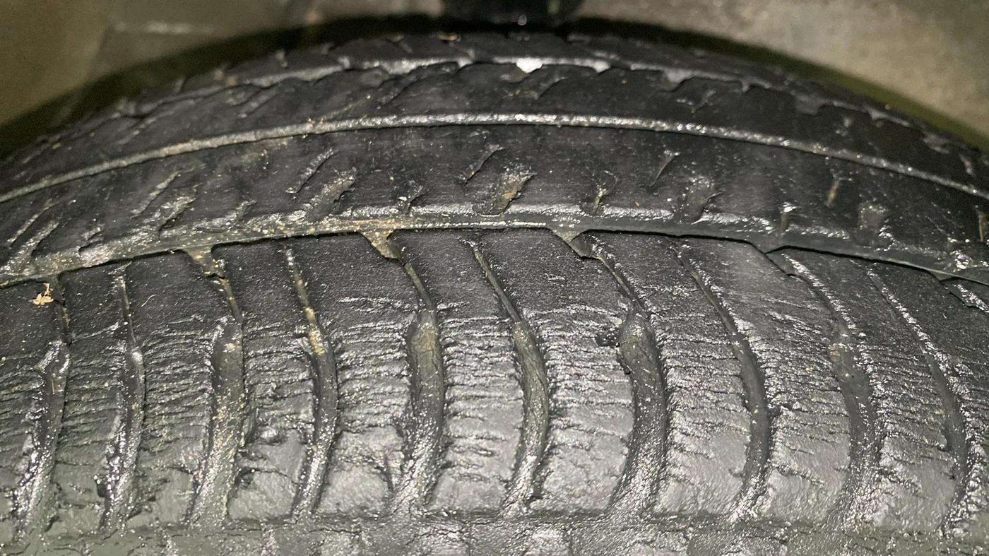 2018 Maruti Alto K10 VXI, Petrol, Manual, 30,368 km, Right Front Tyre Tread