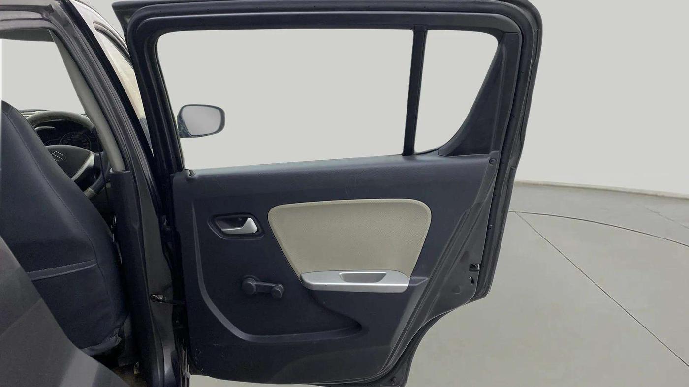 2018 Maruti Alto K10 VXI, Petrol, Manual, 30,368 km, RHS Rear Door