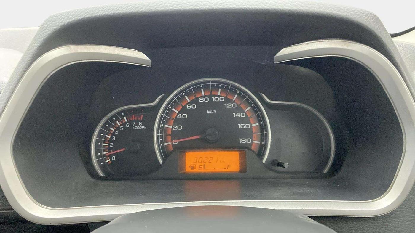 2018 Maruti Alto K10 VXI, Petrol, Manual, 30,368 km, Odometer Image