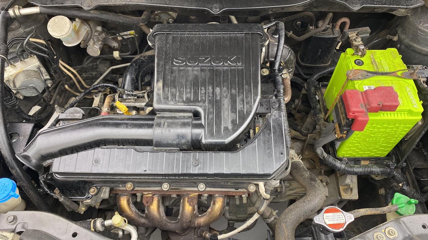 2016 Maruti Swift Dzire ZXI, Petrol, Manual, 28,499 km, Engine View