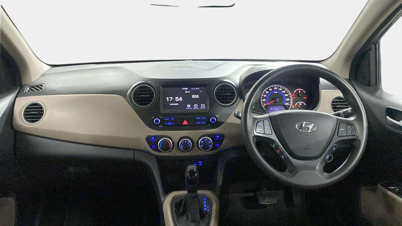 2017 Hyundai Grand i10 SPORTZ (O) AT 1.2 KAPPA VTVT, Petrol, Automatic, 46,600 km, Dashboard