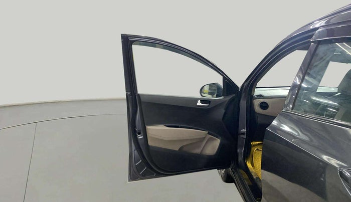 2017 Hyundai Grand i10 SPORTZ (O) AT 1.2 KAPPA VTVT, Petrol, Automatic, 46,600 km, LHS Front Door