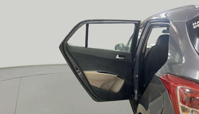 2017 Hyundai Grand i10 SPORTZ (O) AT 1.2 KAPPA VTVT, Petrol, Automatic, 46,600 km, LHS Rear Door