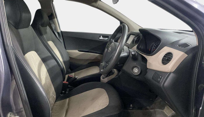 2017 Hyundai Grand i10 SPORTZ (O) AT 1.2 KAPPA VTVT, Petrol, Automatic, 46,600 km, Right Side Front Door Cabin