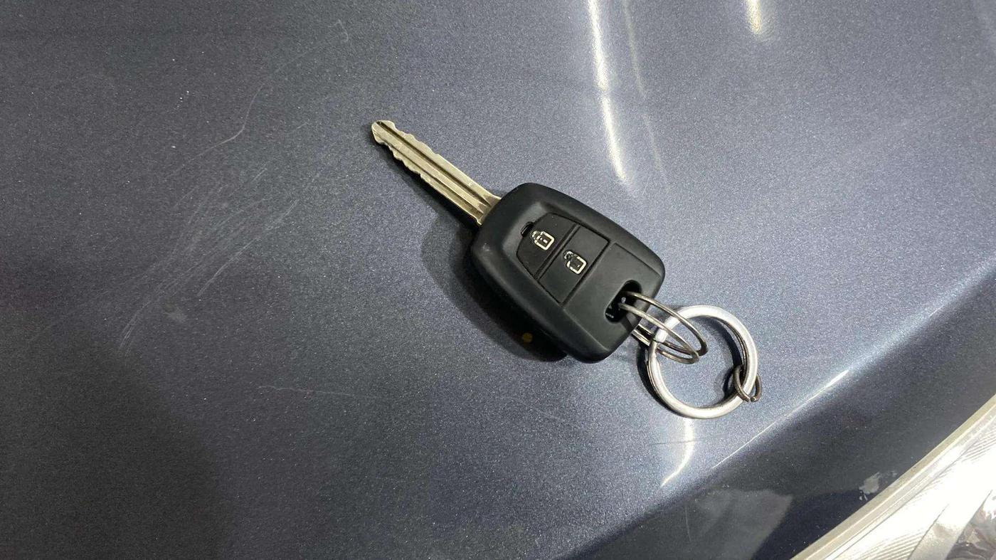 2017 Hyundai Grand i10 SPORTZ (O) AT 1.2 KAPPA VTVT, Petrol, Automatic, 46,600 km, Key Close Up