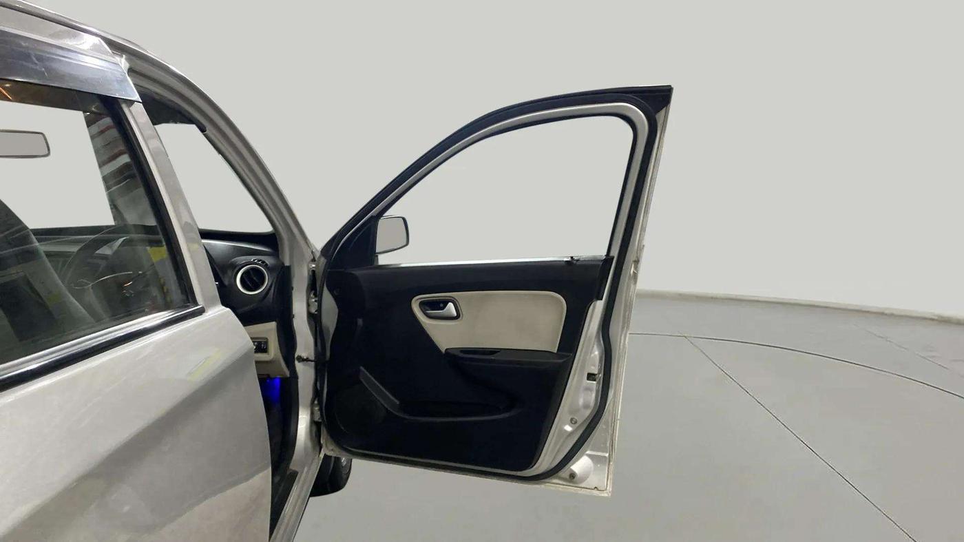 2020 Maruti Alto LXI OPT CNG, CNG, Manual, 47,752 km, RHS Front Door