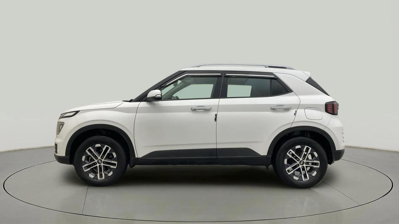 2024 Hyundai VENUE SX (O) MT 1.0 Turbo, Petrol, Manual, 21,747 km, Left Side