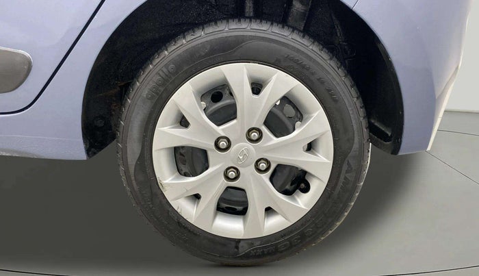 2016 Hyundai Grand i10 MAGNA 1.2 KAPPA VTVT, Petrol, Manual, 33,900 km, Left Rear Wheel