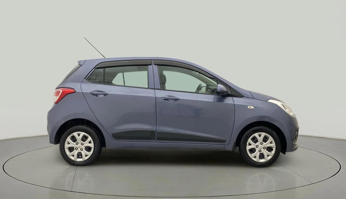2016 Hyundai Grand i10 MAGNA 1.2 KAPPA VTVT, Petrol, Manual, 33,900 km, Right Side View