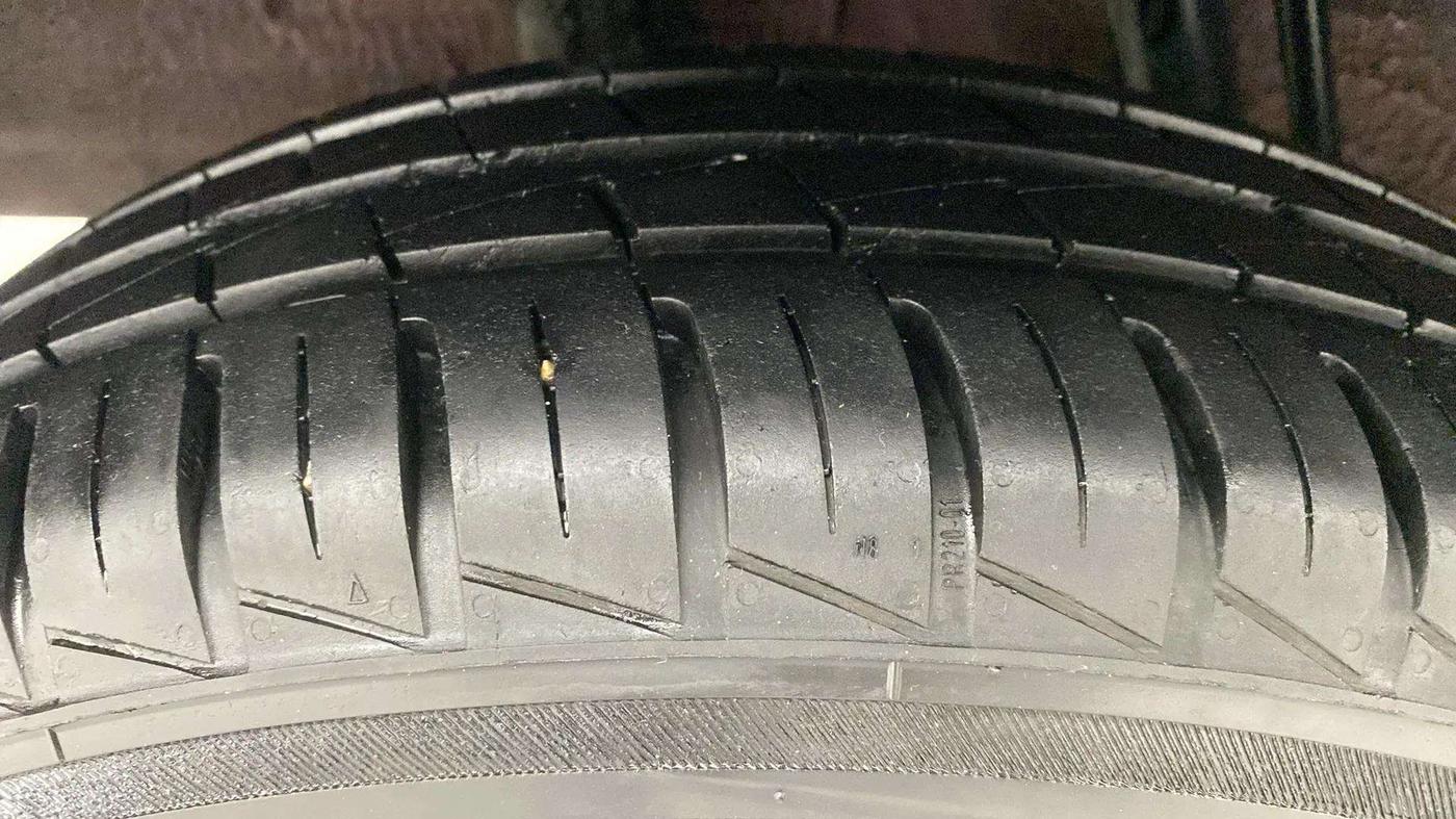 2024 Renault Kwid CLIMBER MT 1.0, Petrol, Manual, 20,773 km, Right Rear Tyre Tread