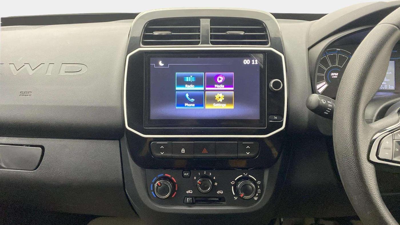 2024 Renault Kwid CLIMBER MT 1.0, Petrol, Manual, 20,773 km, Air Conditioner