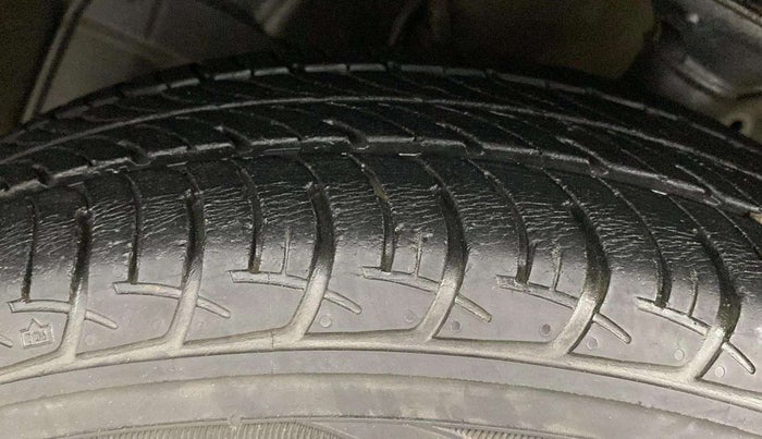 2021 Maruti New Wagon-R VXI (O) 1.0, Petrol, Manual, 15,173 km, Left Front Tyre Tread