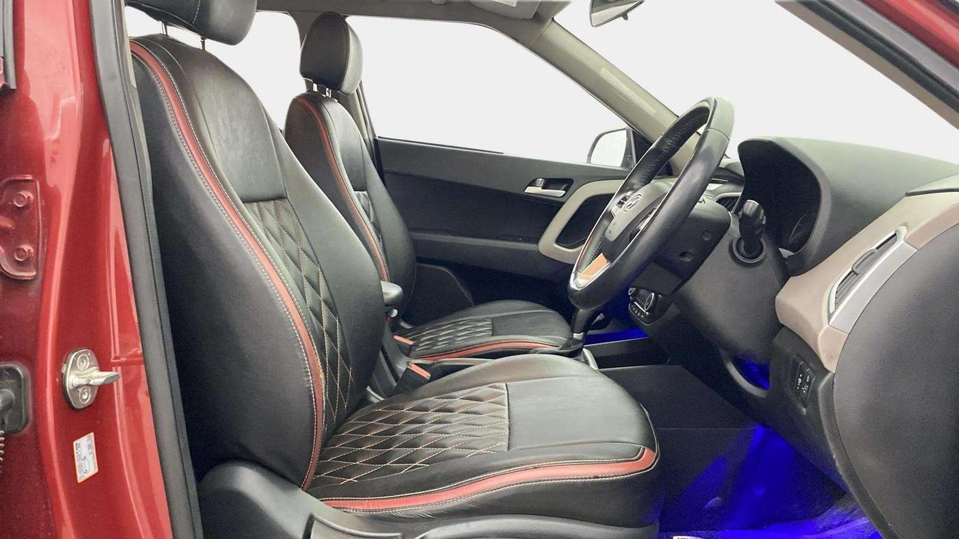2019 Hyundai Creta SX AT 1.6 DIESEL, Diesel, Automatic, 58,921 km, Right Side Front Door Cabin
