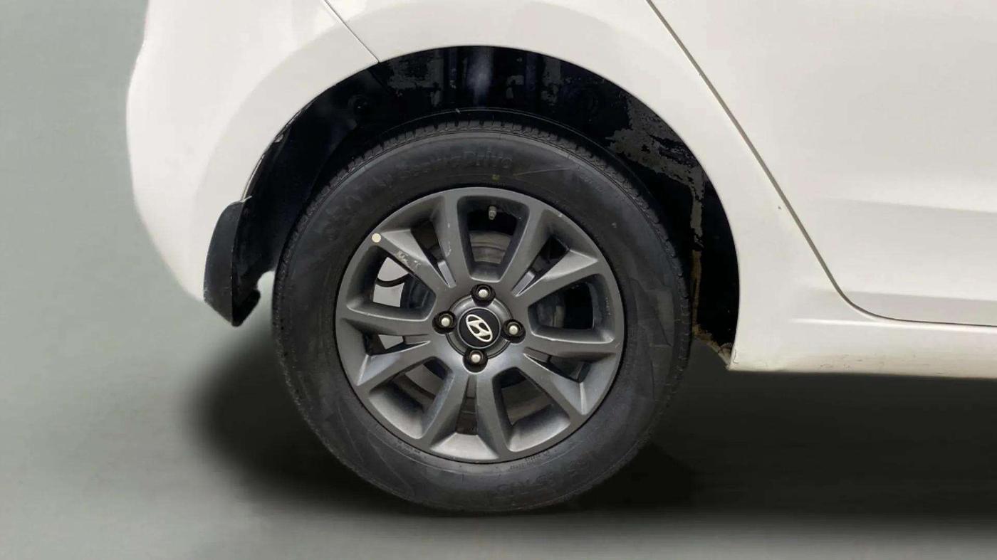2020 Hyundai Elite i20 SPORTZ PLUS 1.2, Petrol, Manual, 94,075 km, Right Rear Wheel