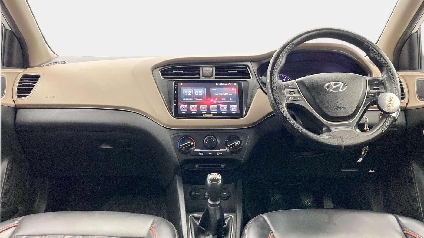 2020 Hyundai Elite i20 SPORTZ PLUS 1.2, Petrol, Manual, 94,075 km, Dashboard