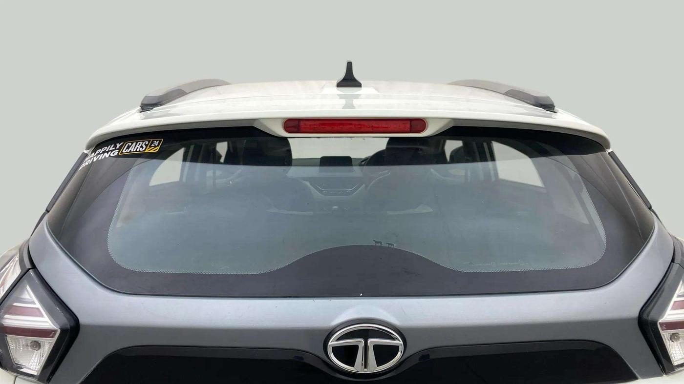 2020 Tata NEXON XZ PETROL, Petrol, Manual, 95,121 km, Rear Windshield