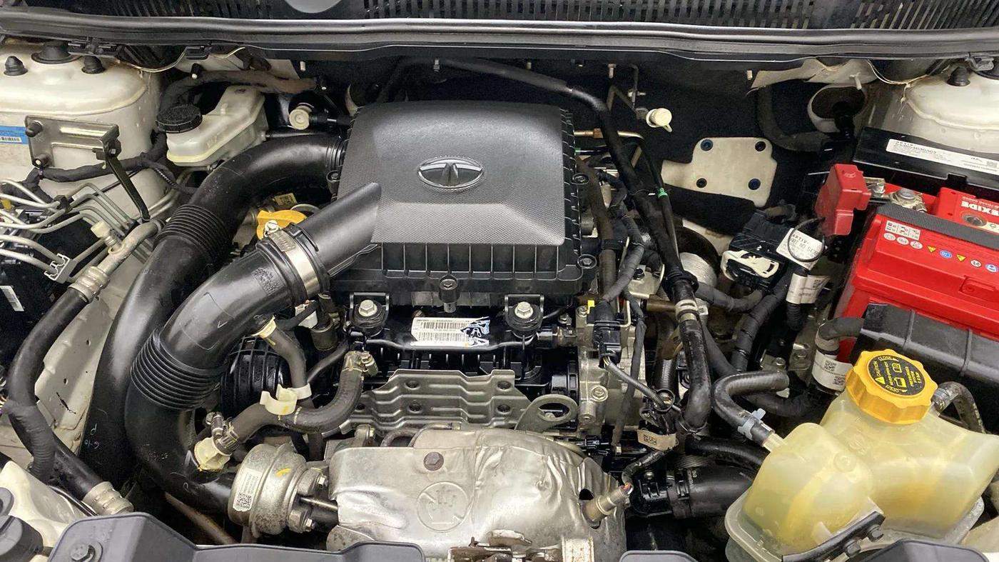 2020 Tata NEXON XZ PETROL, Petrol, Manual, 95,121 km, Engine View