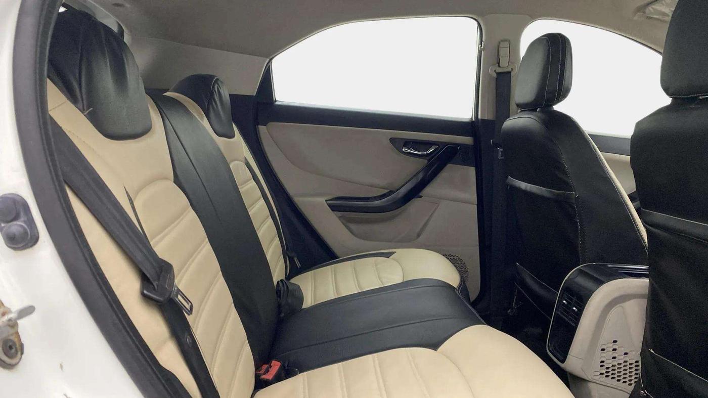 2020 Tata NEXON XZ PETROL, Petrol, Manual, 95,121 km, Right Side Rear Door Cabin