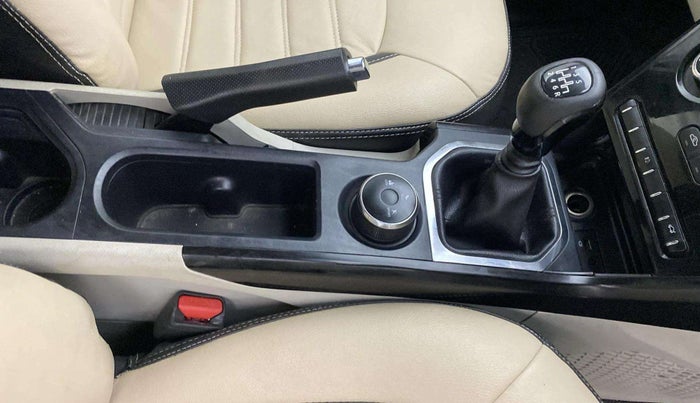 2020 Tata NEXON XZ PETROL, Petrol, Manual, 94,956 km, Gear Lever