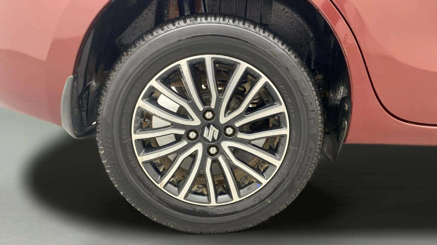 2017 Maruti Dzire ZDI PLUS AMT, Diesel, Automatic, 11,330 km, Right Rear Wheel