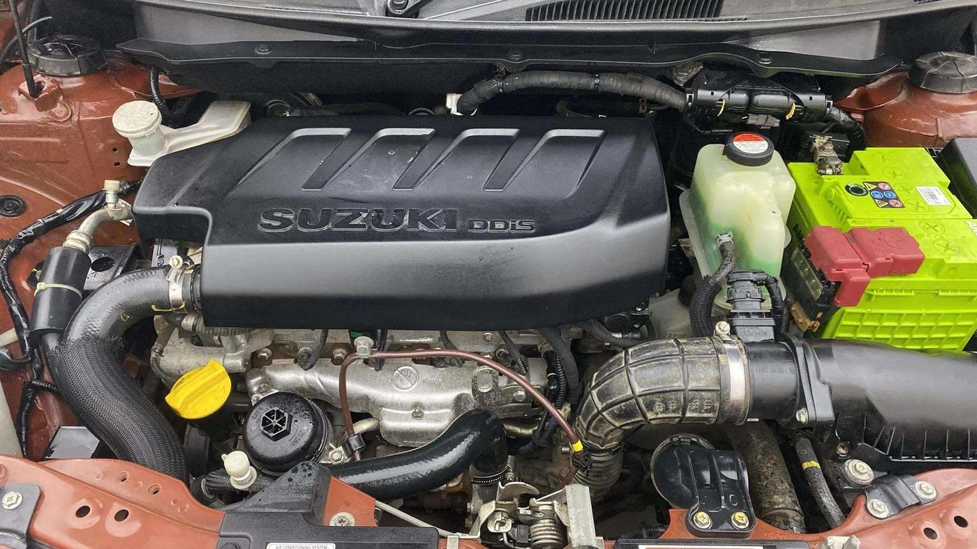 2017 Maruti Dzire ZDI PLUS AMT, Diesel, Automatic, 11,330 km, Engine View