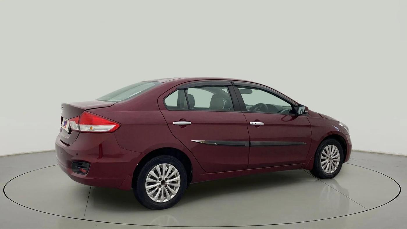 2017 Maruti Ciaz ZETA 1.4  MT PETROL, Petrol, Manual, 94,529 km, Right Back Diagonal