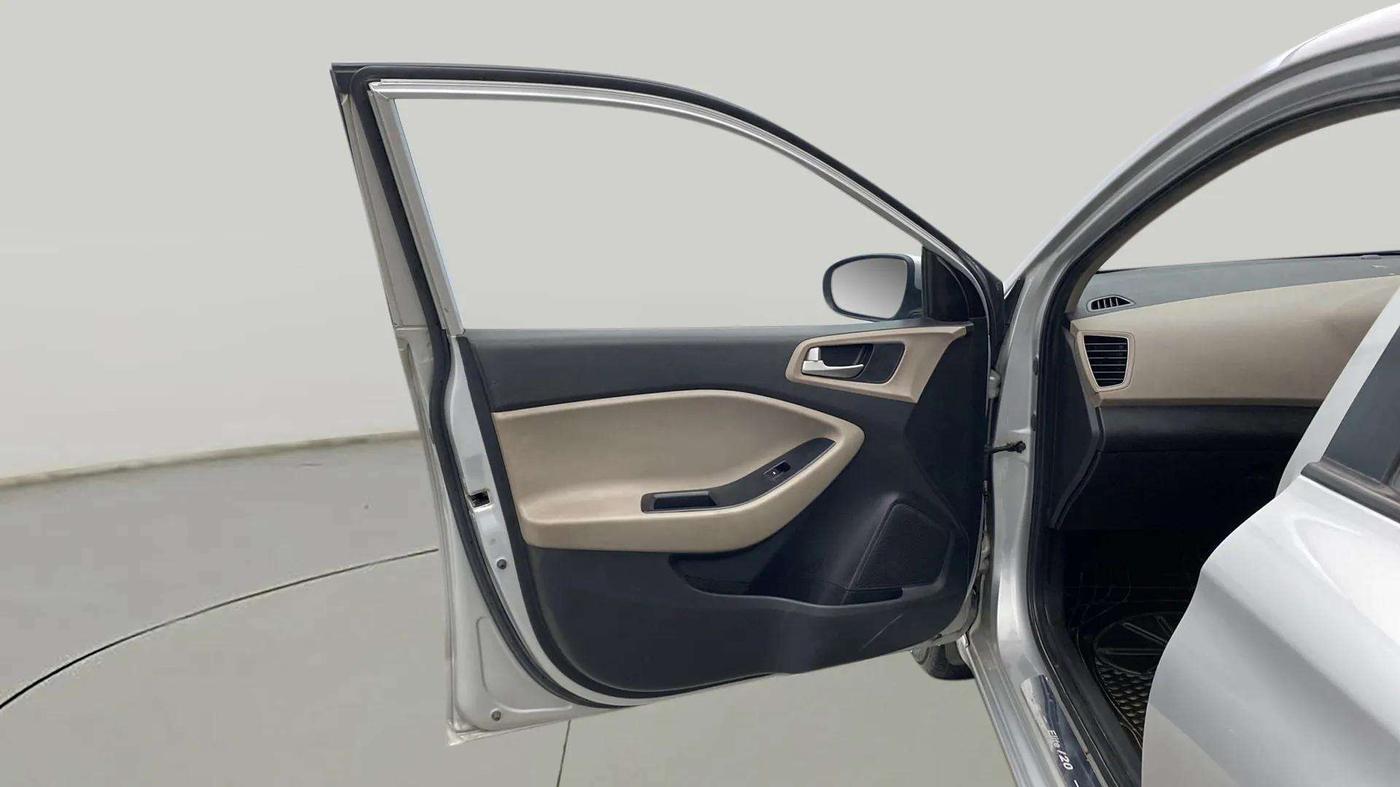 2015 Hyundai Elite i20 SPORTZ 1.2, Petrol, Manual, 72,064 km, LHS Front Door