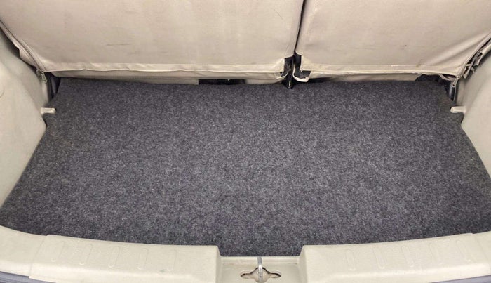 2014 Maruti Celerio VXI, Petrol, Manual, 41,357 km, Dicky (Boot door) - Parcel tray missing