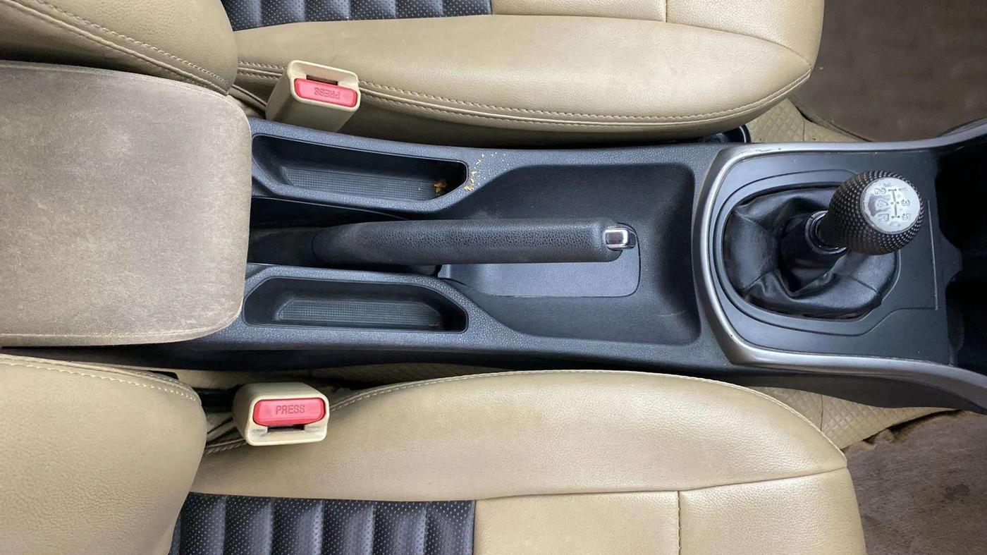 2017 Honda City 1.5L I-VTEC SV, Petrol, Manual, 75,055 km, Gear Lever