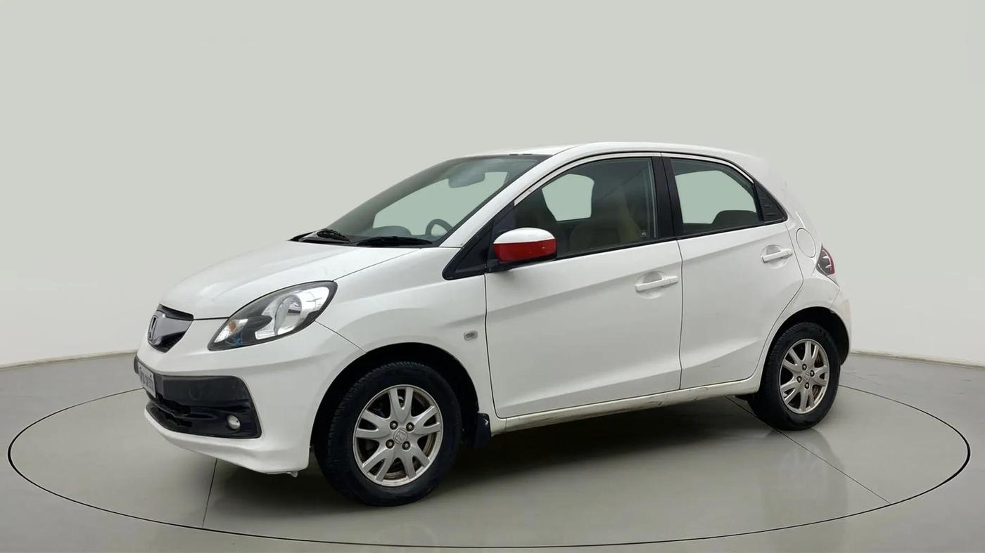 2013 Honda Brio VX AT, Petrol, Automatic, 82,812 km, Left Front Diagonal