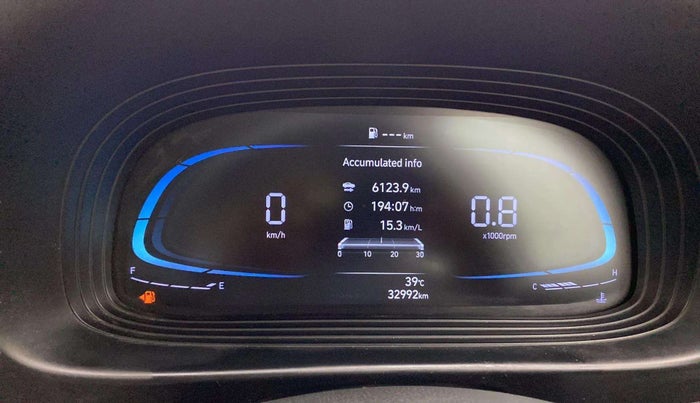 2022 Hyundai VENUE S 1.2, Petrol, Manual, 33,052 km, Odometer Image