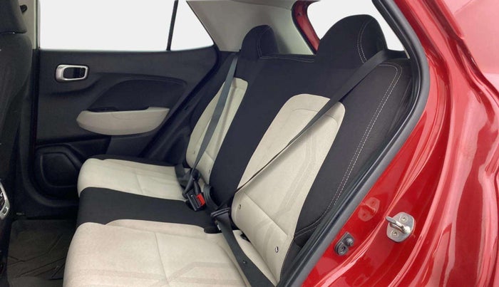 2022 Hyundai VENUE S 1.2, Petrol, Manual, 33,052 km, Right Side Rear Door Cabin