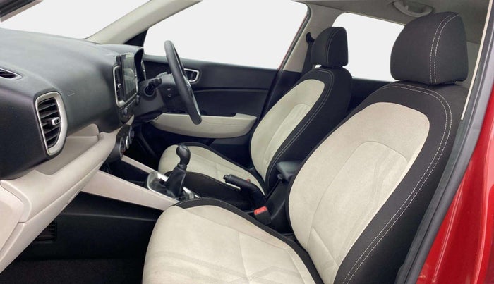 2022 Hyundai VENUE S 1.2, Petrol, Manual, 33,052 km, Right Side Front Door Cabin
