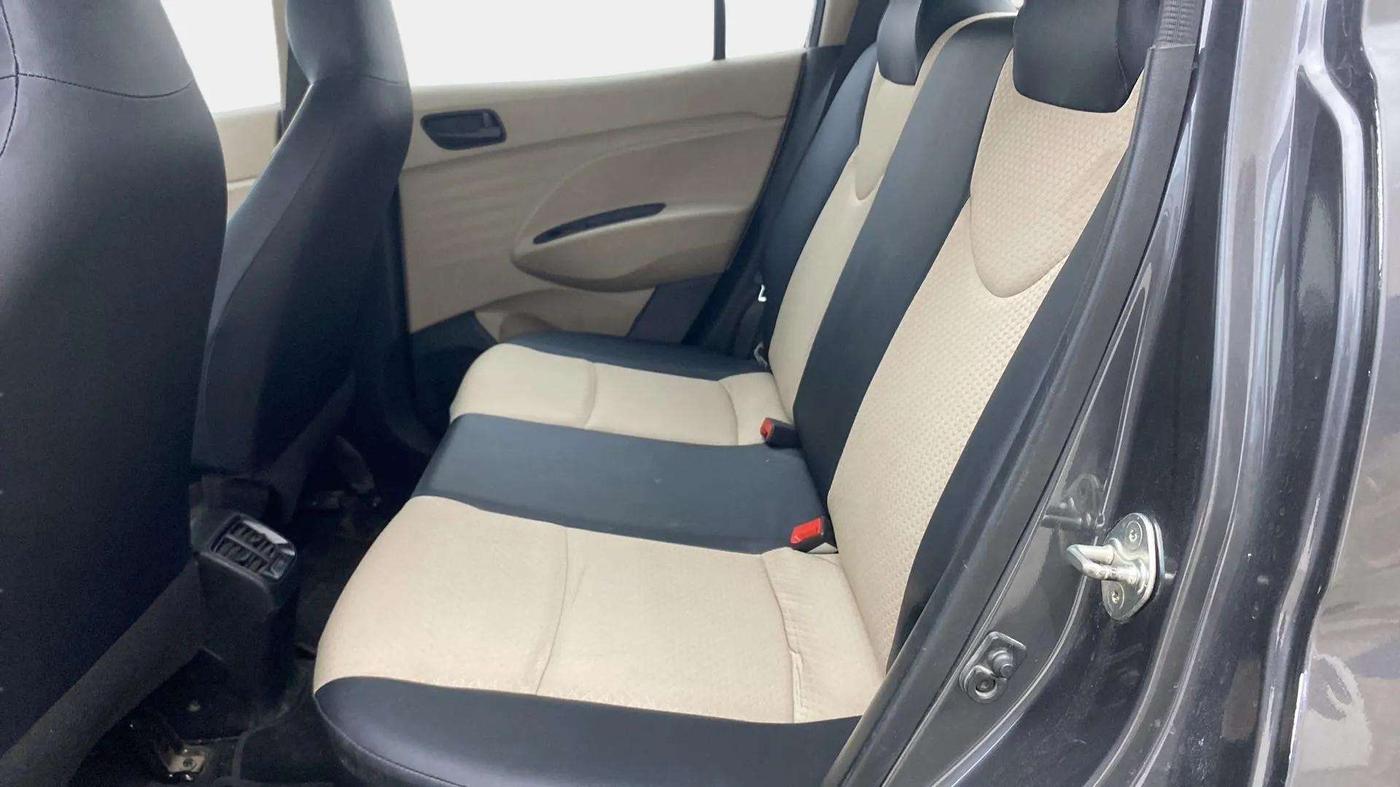 2022 Hyundai NEW SANTRO SPORTZ EXECUTIVE MT CNG, CNG, Manual, 36,573 km, Right Side Rear Door Cabin