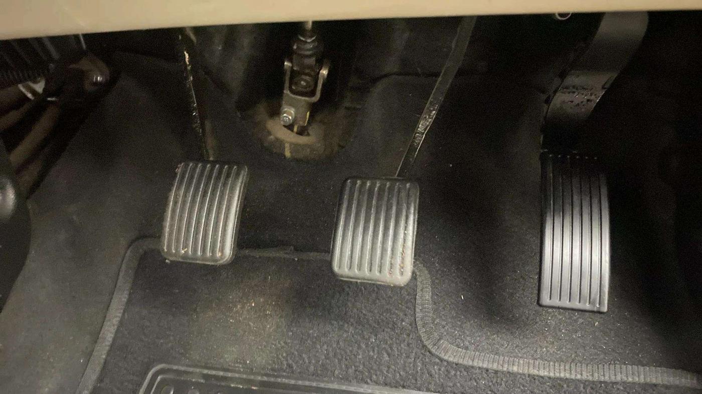 2022 Hyundai NEW SANTRO SPORTZ EXECUTIVE MT CNG, CNG, Manual, 36,573 km, Pedals