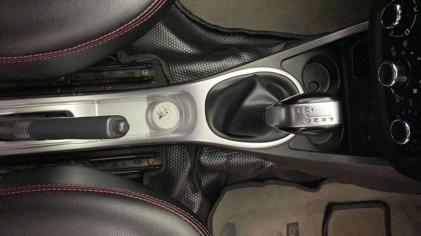 2017 Renault Duster RXS CVT, Petrol, Automatic, 40,518 km, Gear Lever