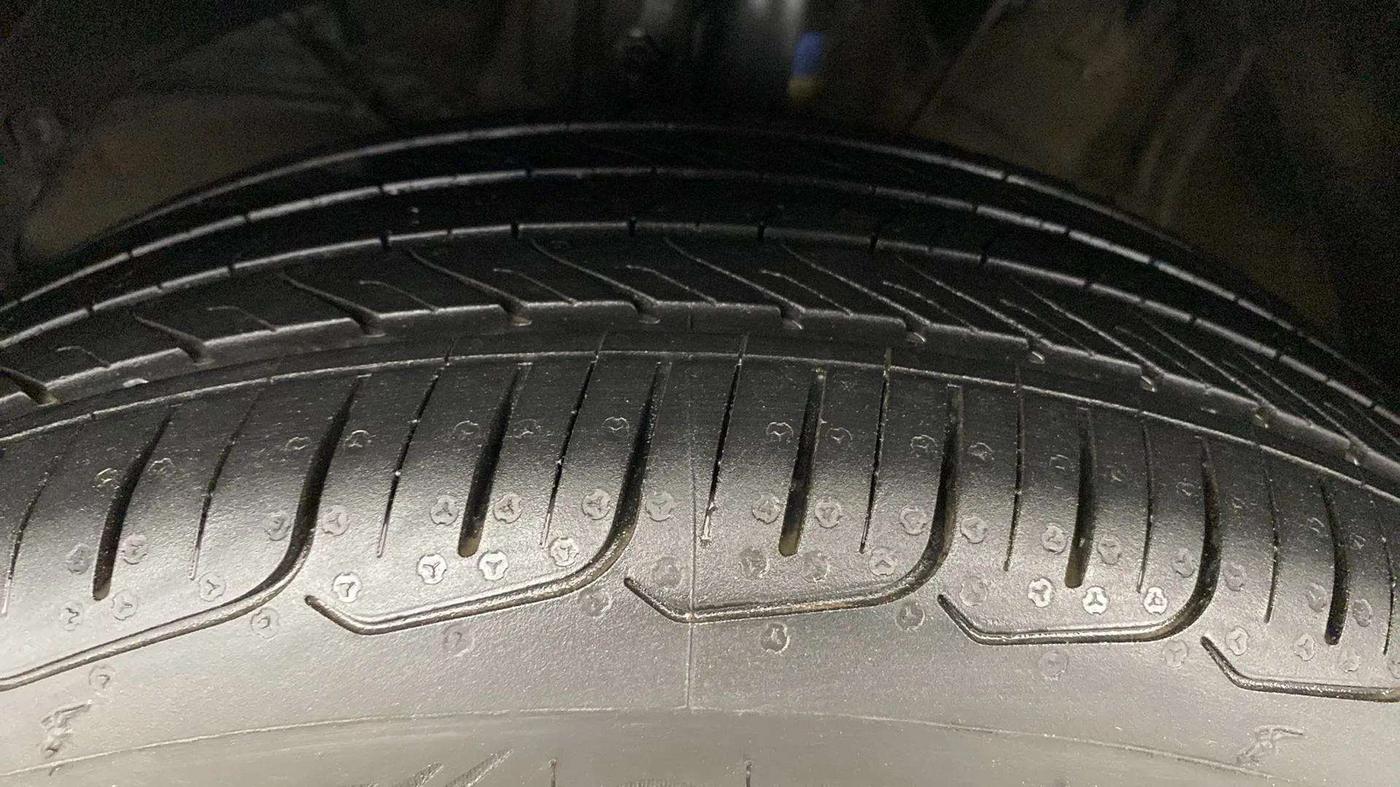 2019 Maruti Baleno ZETA PETROL 1.2, Petrol, Manual, 43,750 km, Left Front Tyre Tread