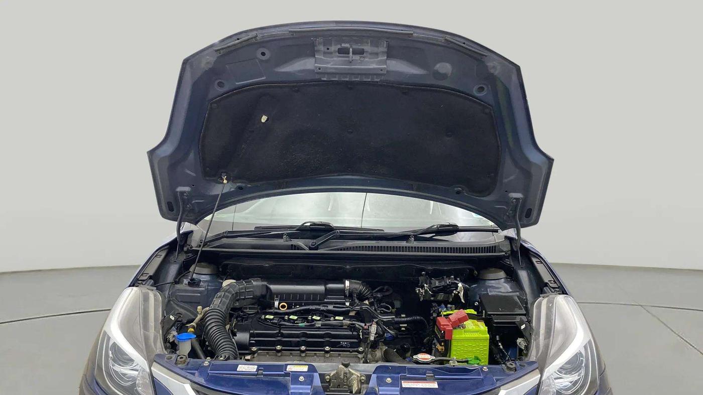 2019 Maruti Baleno ZETA PETROL 1.2, Petrol, Manual, 43,750 km, Open Bonet