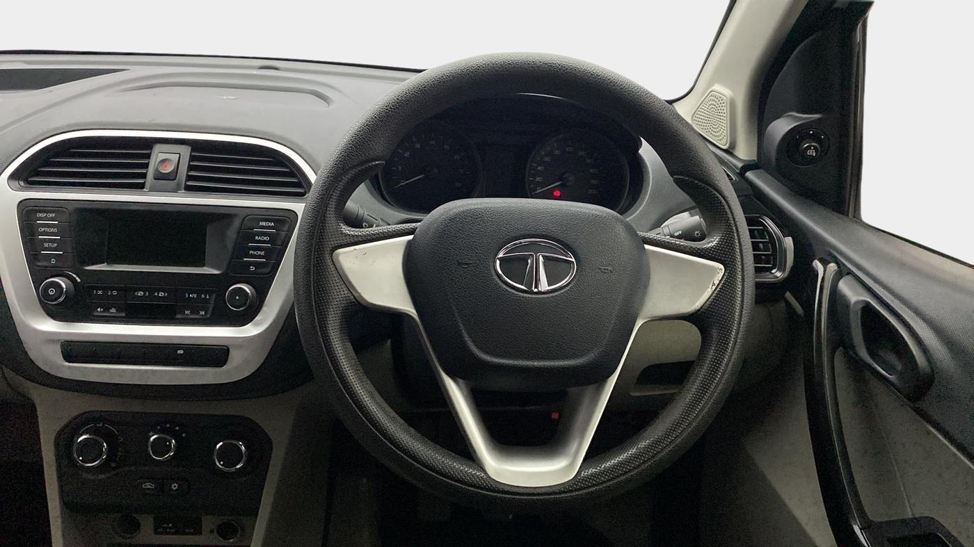2016 Tata Tiago XT PETROL, Petrol, Manual, 91,051 km, Steering Wheel Close Up