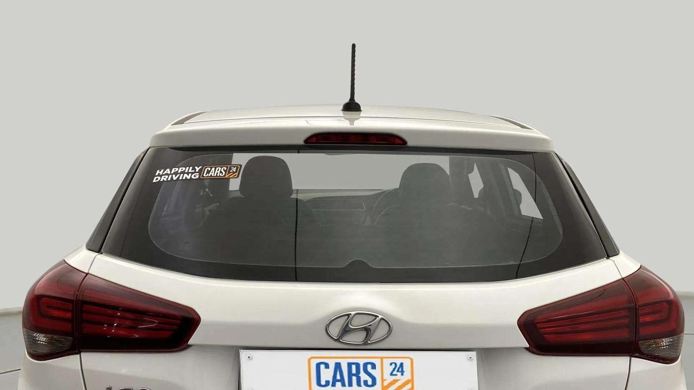 2019 Hyundai Elite i20 SPORTZ PLUS 1.2, CNG, Manual, 88,372 km, Rear Windshield
