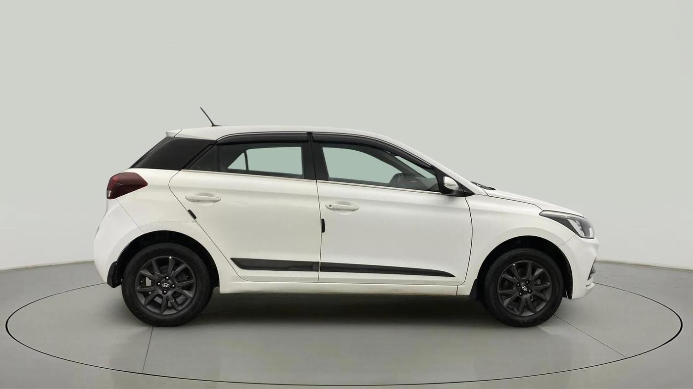 2019 Hyundai Elite i20 SPORTZ PLUS 1.2, CNG, Manual, 88,372 km, Right Side View