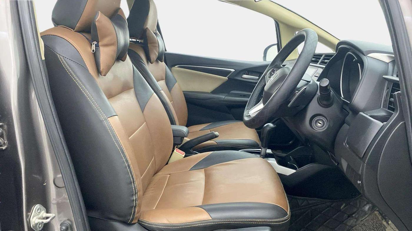 2016 Honda Jazz 1.2L I-VTEC V AT, Petrol, Automatic, 72,844 km, Right Side Front Door Cabin