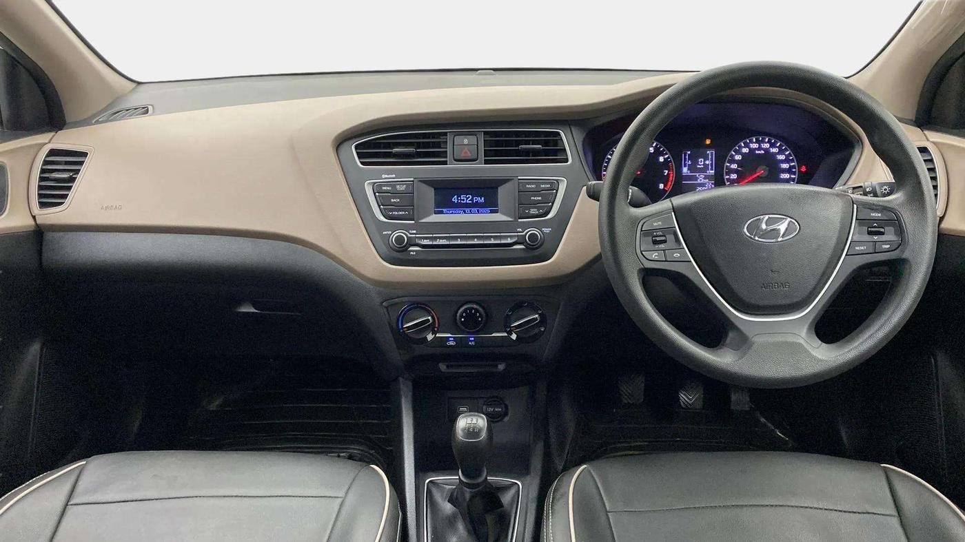 2020 Hyundai Elite i20 MAGNA PLUS 1.2, Petrol, Manual, 25,852 km, Dashboard