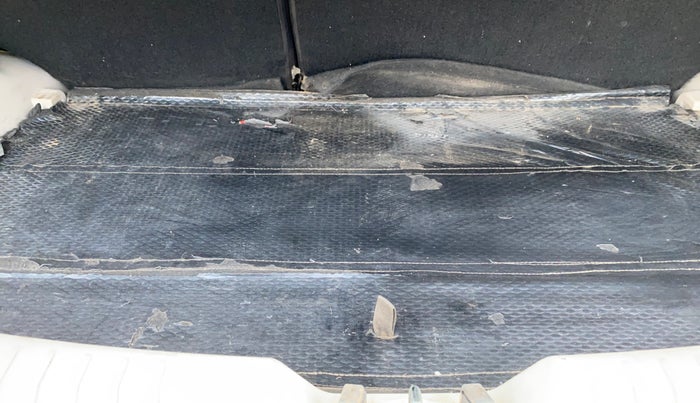 2021 Mahindra XUV300 W6 1.2 PETROL, Petrol, Manual, 89,530 km, Boot Inside