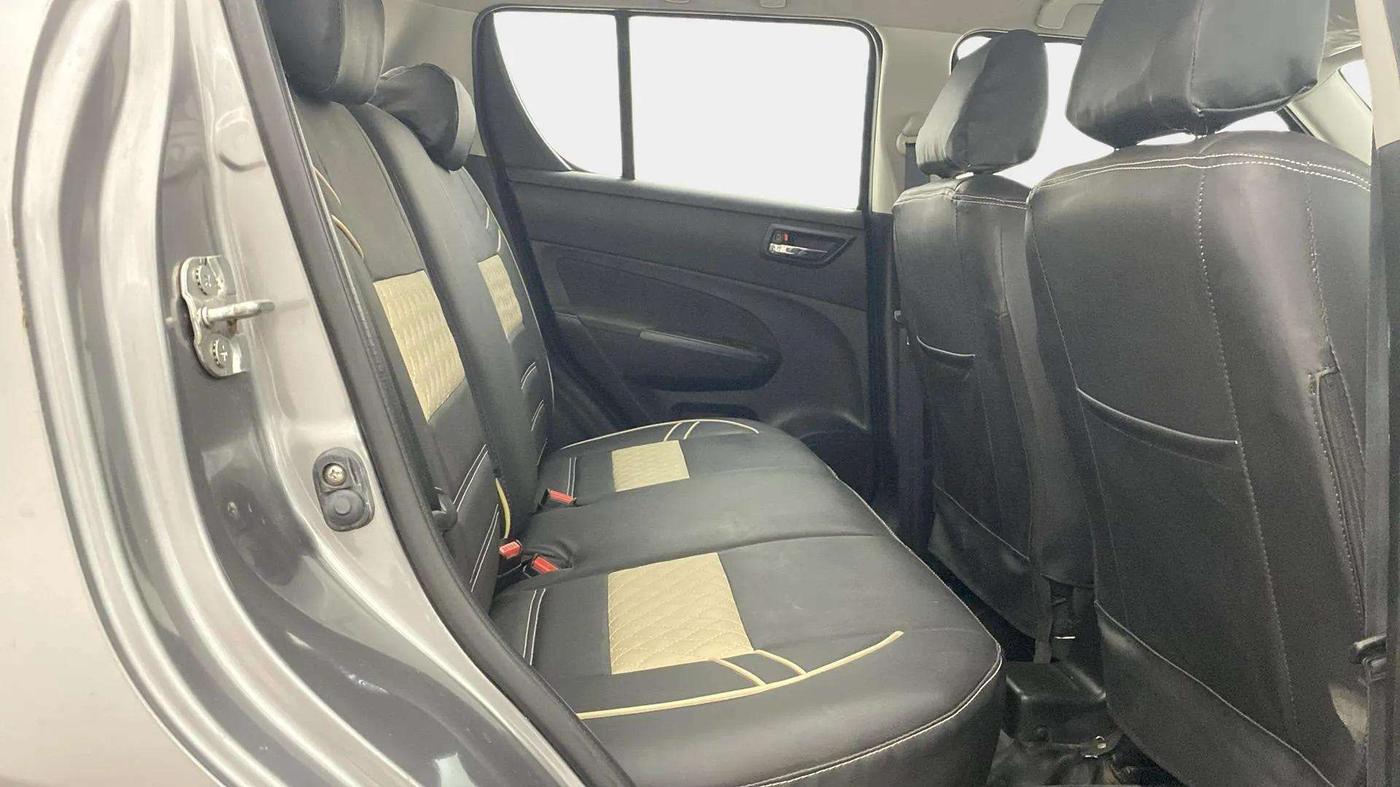 2015 Maruti Swift VXI, Petrol, Manual, 38,168 km, Right Side Rear Door Cabin