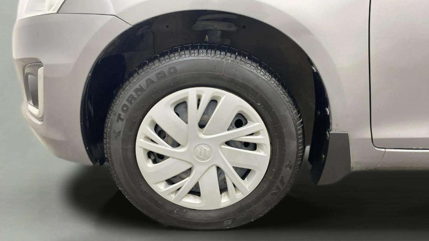 2015 Maruti Swift VXI, Petrol, Manual, 38,168 km, Left Front Wheel