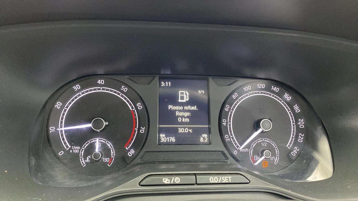 2022 Skoda KUSHAQ AMBITION 1.0L TSI MT, Petrol, Manual, 30,224 km, Odometer Image