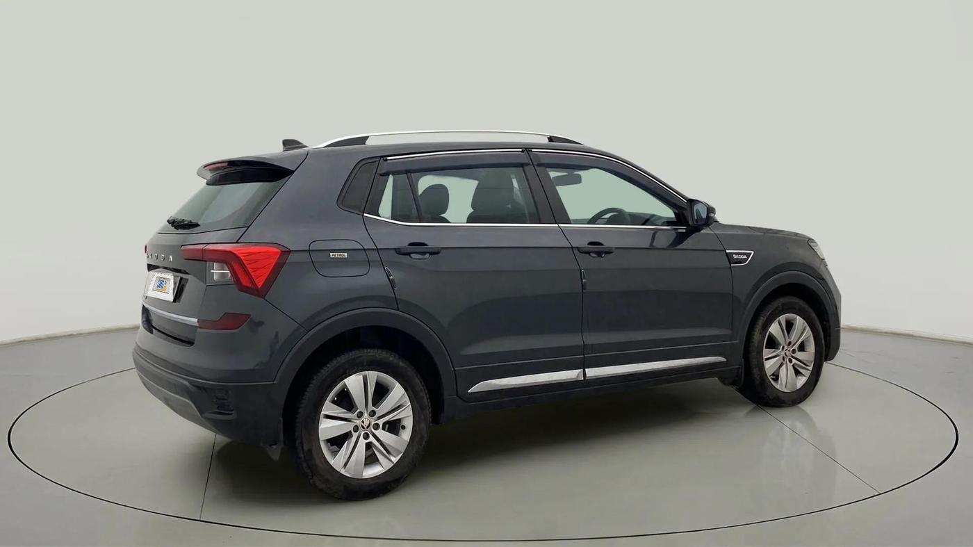 2022 Skoda KUSHAQ AMBITION 1.0L TSI MT, Petrol, Manual, 30,224 km, Right Back Diagonal