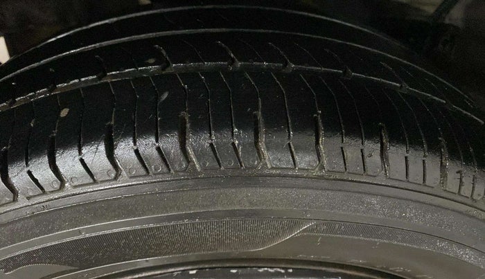 2022 Tata Tiago XT CNG, CNG, Manual, 58,017 km, Right Rear Tyre Tread